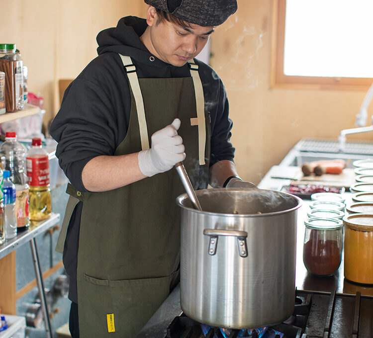 カレーにサウナに遊びに<br />
やりたいを叶えられるまち